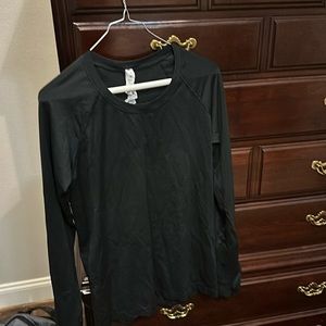 Lululemon Long sleeve black swiftly